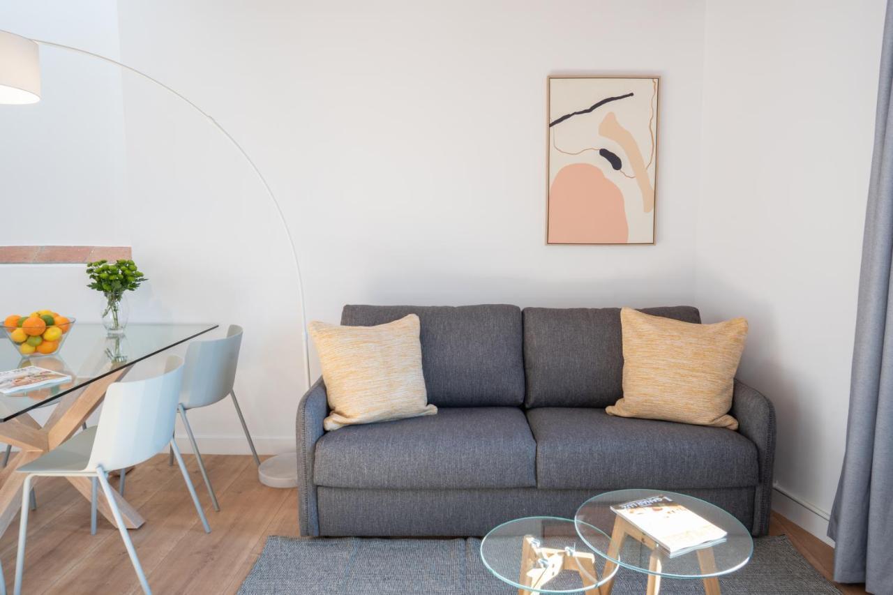 Feelathome Stadium Apartments Оспиталет-де-Льобрегат Экстерьер фото