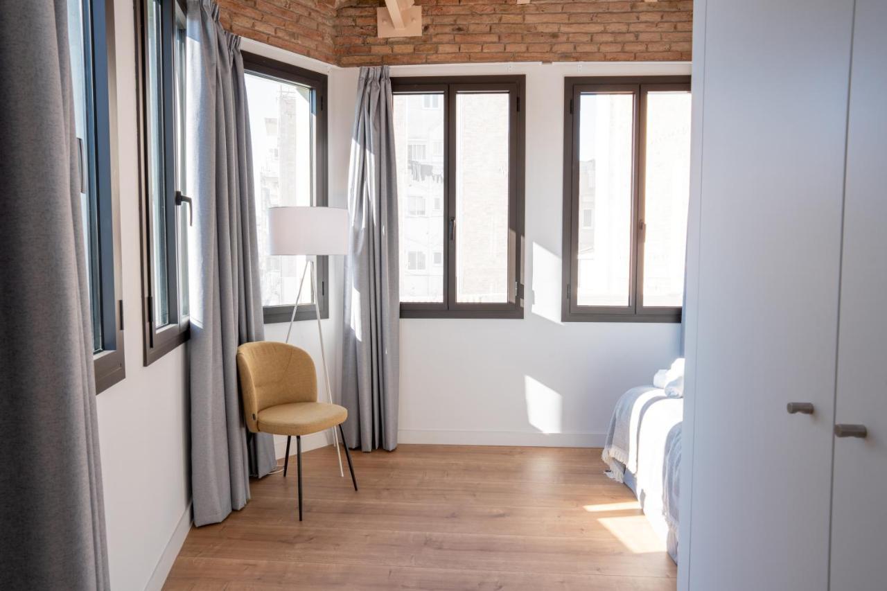 Feelathome Stadium Apartments Оспиталет-де-Льобрегат Экстерьер фото
