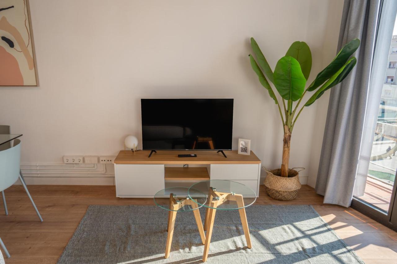 Feelathome Stadium Apartments Оспиталет-де-Льобрегат Экстерьер фото